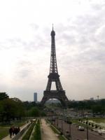 Francja - Wieża Eifle'a - kontrowersyjny symbol Paryża