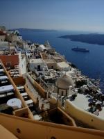 Grecja: Santorini - wyspa białych murów i błękitnych kopuł